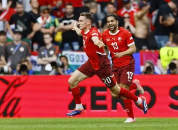 开云体育下载入口-2026世界杯48强巡礼·瑞士：钟表匠的精准，能否驱动一次破局|瑞士足球队|巴西足球队|FIFA|大赛|决赛_新浪体育_新浪新闻